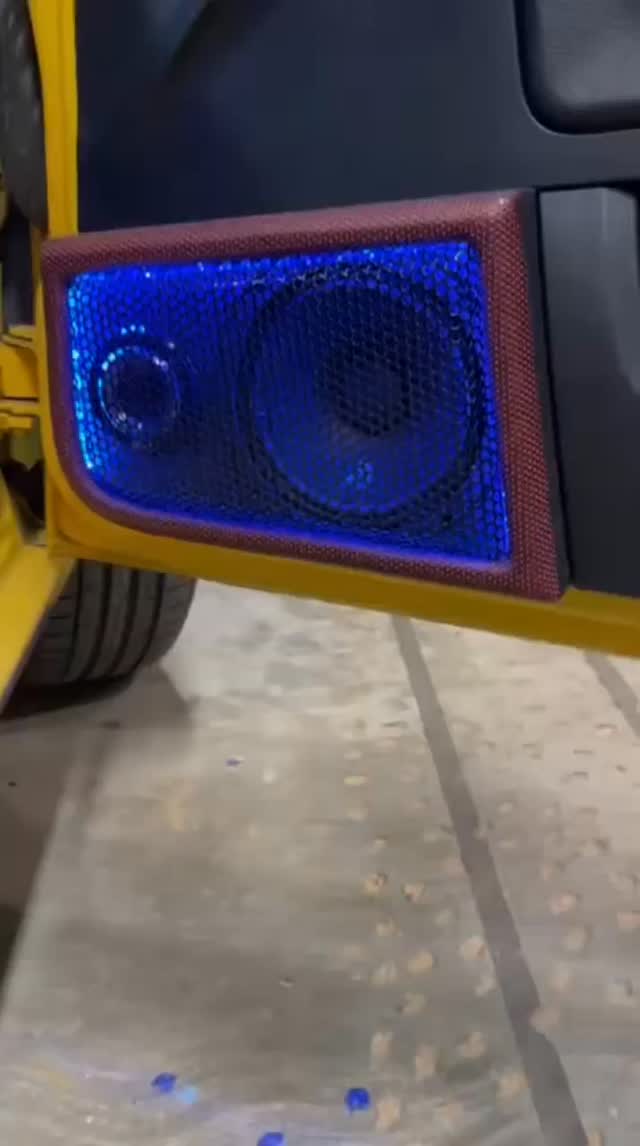 ¿Vas empezando en el mundo del car audio? 🔊Escucha esto… así debería sonar un buen sistema.
Si no sabes por dónde empezar, nosotros te ayudamos.
En SBM Audio te asesoramos para armar tu proyecto con el equipo ideal 🔥
📲 Escríbenos, al whatsapp o al link en bio.
#caraudioaddicts #openshow #caraudiosystem #caraudiolovers