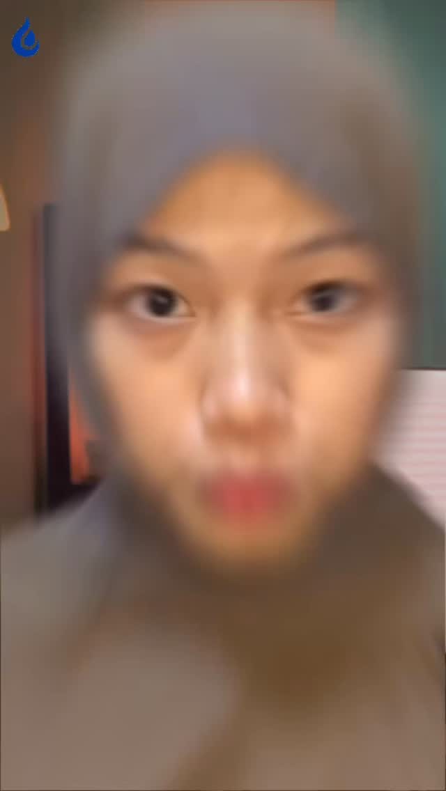 Ever wished your notes could actually think with you?
Meet NotebookLM! Your new favourite overachiever.
In this video, we break down how to use it and why it’s kinda unfair (in a good way)
📌 Upload your docs, notes, or research
📌 Ask questions like you’re chatting with a super smart friend
📌 Get instant summaries, insights, and connections you probably missed
Basically, it turns your messy pile of information into something that actually makes sense.
#ALVIGOR #AIMinute #NotebookLM