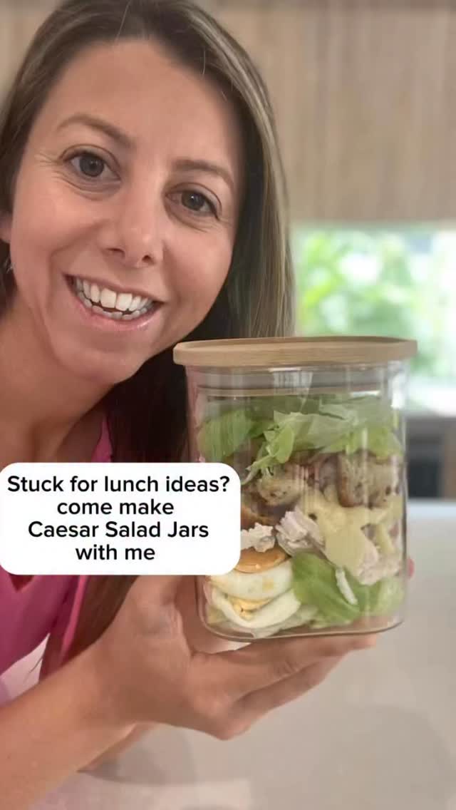 Stuck for quick and easy lunch or dinner ideas! Come try my Caesar Salad Jars 😋
Caesar Salad Jars
Ingredients:
- 3 cups iceberg lettuce, shredded
- 3 hard boiled eggs, sliced
- 240g poached chicken, thinly sliced
- 3 tbsp light extra virgin olive oil
- 3 rashers shortcut bacon, diced
- 2 cups multigrain sourdough bread, cut into cubes
- 6 tbsp ceasar salad dressing. I made this recipe in the Thermomix.
Method:
1. Pre-heat oven to 220 degrees celsius.
2. Combine bread, bacon and olive oil in a bowl and bake in the oven for 12 mins or until bread is toasted.
Allow to cool.
3. Divide amongst 3 jars:
lettuce, sliced egg, chicken, caesar dressing, bread and bacon mix, top with lettuce
Enjoy 🤩
Tips: If you are short on time you can toast a slice of multigrain bread and cut into cubes, cooked chicken and caesar salad dressing from the supermarket. Whilst this is not as nutritious it is a convenient option 😊
#dietitian #health #mealprep #lunch #dinner chicken saladjars nutrition caesarsalad health woman easymeals