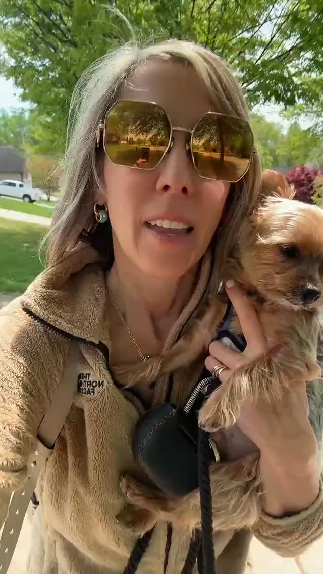 Everyone talks about how cute they are…
The tiny face.
The attitude.
The way they act like they own the entire house.
But no one really warns you about the part that sneaks up on you.
The way they attach to you.
The way they watch you.
The way they become your little shadow without asking permission.
It’s not just having a dog… it’s having this tiny soul that somehow knows you better than most people do.
And once that bond is there?
There’s no going back.
👇 Yorkie owners… tell me the moment you realized yours had your whole heart.
#yorkielife #yorkielove #yorkiepersonality #yorkshireterrier #dogmomlife #petconnection #tinydogbiglove #dogreels