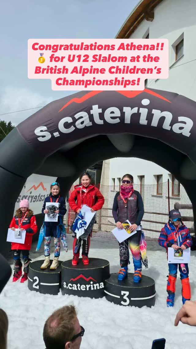 U12 Slalom Gold Medal 🥇 for Athena @gbsnowsport British Alpine Children’s Championships!
#spsrc #skiracing #sandownparkskiraceclub #slalomski #teamski