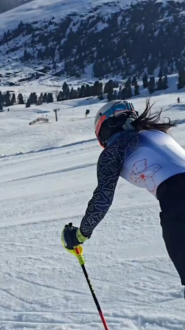 last turns of the season π
#malaysianskier #malaysiansnowsport #skimalaysia #malaysianalpine #skiracing