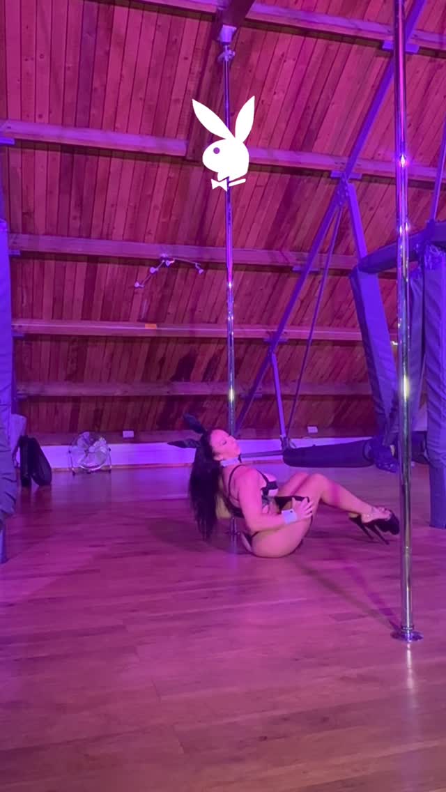 One more day to go
Playboy bunnie-Two hours of hotness. Two routines. Let go 🔥 #aylesbury #exoticpole