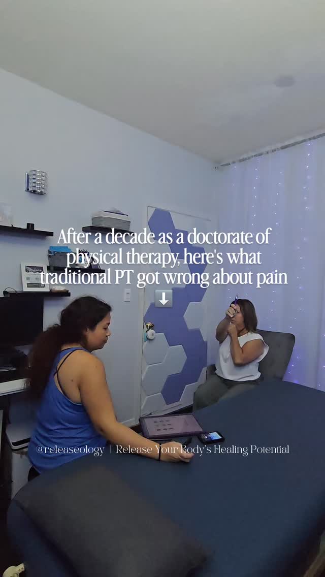 Most traditional PTs treat muscles for pain.
I treat brains.
I test your nervous system.
I look at whatās physically blocking your vagus nerve signal.
Thatās when pain shifts.
Thatās when dizziness calms.
Thatās when breathwork finally works.
If you're ready to throw out the rule books to follow what your body actually tells me. Comment BOOK NOW to get the link to book and/or keep following me for when youāre ready to see me in person or virtual