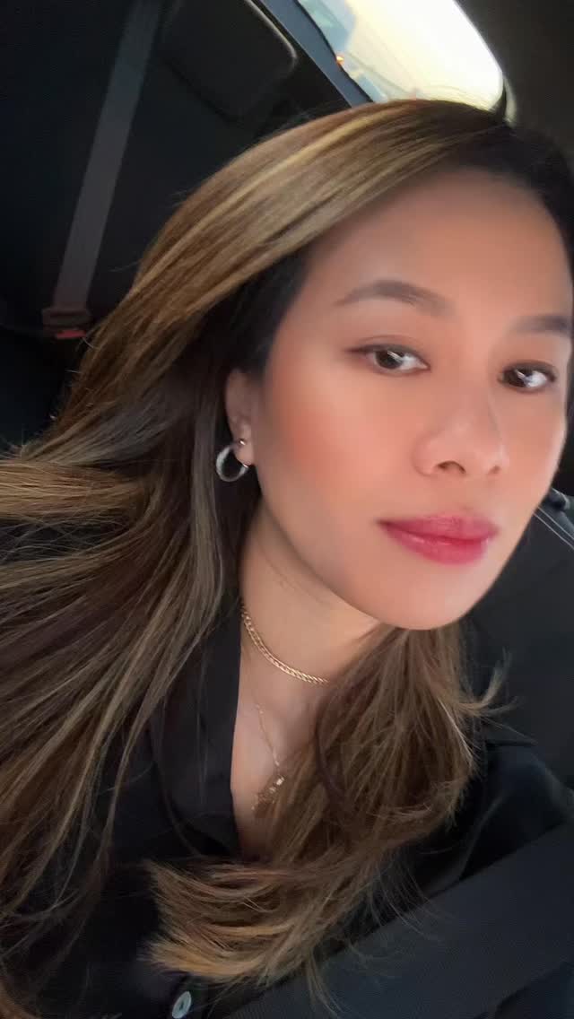 Hello. 👋🏼
An entrepreneur builds the idea. A businesswoman makes it work. I had to become both.
#entrepreneur #anneartwearproject #dubai #event #businessowner