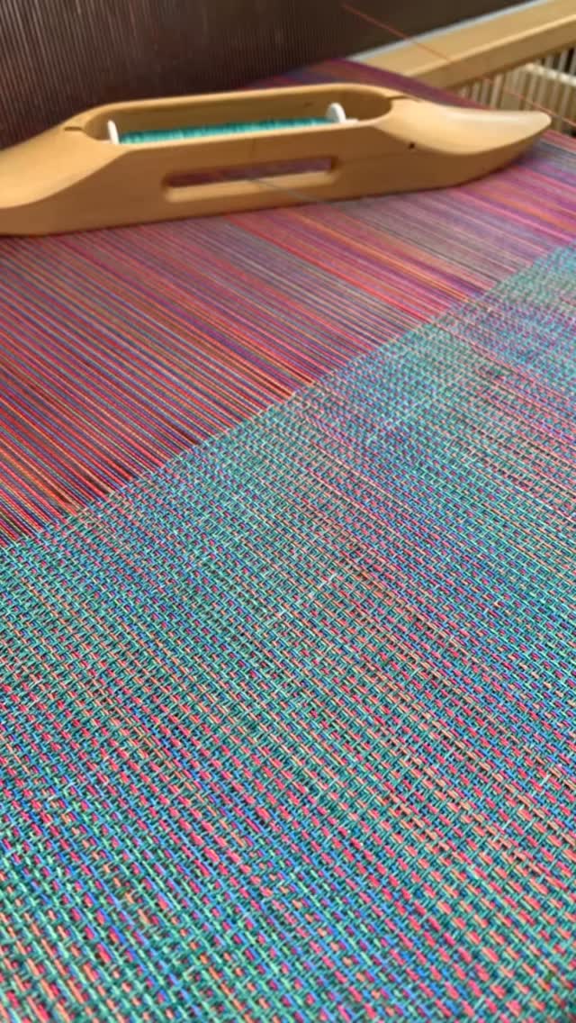 Finally weaving ✨
After a couple of slower, gentle days spent dressing the loom, the cloth is beginning to come to life. Threading the heddles is such an important stage — every thread plays its part in creating the final pattern.
This piece is a 4-colour echoweave design, with an additional colour running through the weft, creating all those shimmering shifts as the pattern begins to emerge 💙🩷💚💜
The yarns are all fine silk, hand dyed by me, which makes the weaving process feel even more special. One of my favourite moments is watching the colour, texture, and pattern slowly reveal themselves row by row on the loom ✨#farnhamcrafttown #surreyartistsopenstudios #handweaving #luxuryaccessories