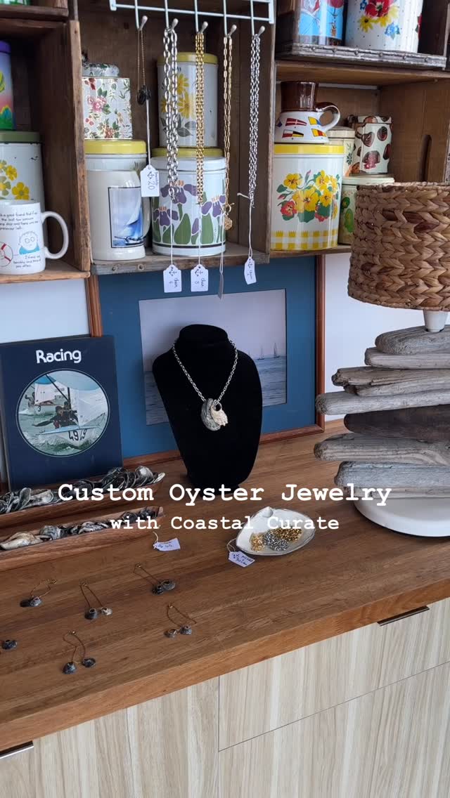 Pop up! Custom Oyster Jewelry with @coastalcurate
Bianca is joining us with a custom jewelry bar at Sea City Vintage this weekend.
Stop by Sunday April 26 to make your own!