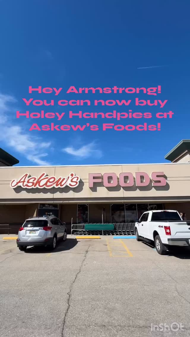‼️Attention Armstrong folks!! We have some exciting news…you can now buy Holey Handpies at your local Askew’s foods! Wander over to isle 8 to stock your freezer with delicious pie 🥧