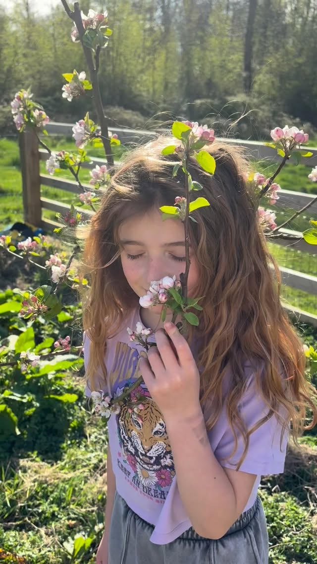 Teach them to love the earth, and they’ll grow up wanting to protect it
Because if we don’t show children the magic of nature, they won’t understand it.
And if they don’t understand it, they won’t protect it.
And if they don’t protect it… who will?
Earth Day is a reminder that the smallest moments matter — muddy boots, tiny hands in the soil, feeding animals, watching things grow. Where care grows protection starts. 💚🌍 #
#EarthDay #RaiseNatureLovers #OutdoorChildhood #NatureMatters ProtectThePlanet EarthDay2026 FarmLearning ChildrenAndNature