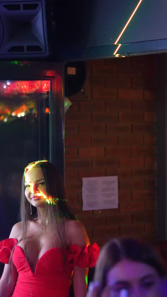 From dinner to late-night energy…
Cocktails flowing, shisha glowing, DJ setting the mood. 🎶
Everything you want, all under one roof.
Live the weekend. Book your table now - Link in bio.