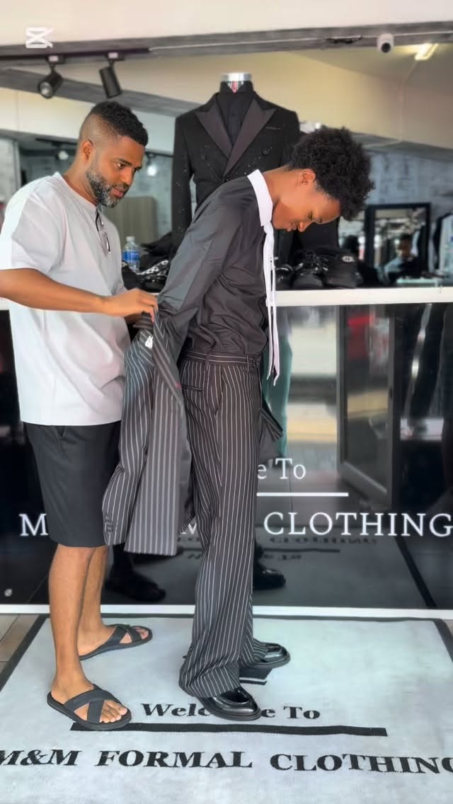 Check out this outfit only at our shop…..
* Suit - R3000
* Shirt - R350
*Brooch-150
* Necktie - R150
* Belt - R250
* Shoes - R750
* Total - R4650
www.mandmformalclothing.com…. Update your wardrobe only at M&M Formal Clothing
#mandmformalclothing #creatorsearchinsight #southafrica #steezybwoi #matric2026