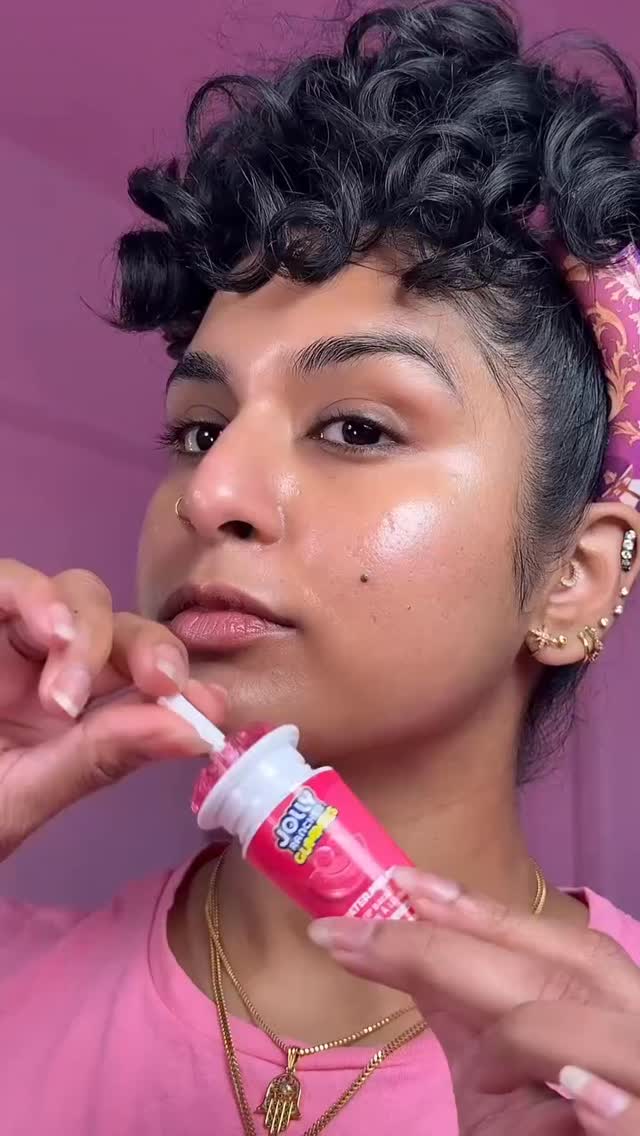 POV: Your inner child is screaming 🥲💋
📸 @glam_queen_peachy
#readmylipsgb #lipbalm #lipbalmaddict