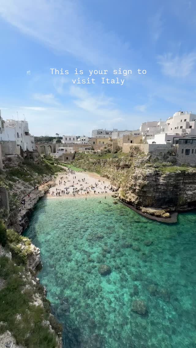 This might be the most talked about place in Italyā¦ š®š¹
Polignano a Mare gets hyped everywhere ā but seeing it in real life? It actually surprised us.
Itās one of those places that looks like a postcard⦠but somehow feels even better when youāre there.
Weāre heading back to Italy next week and honestly⦠this set the standard.
Is it worth the hype