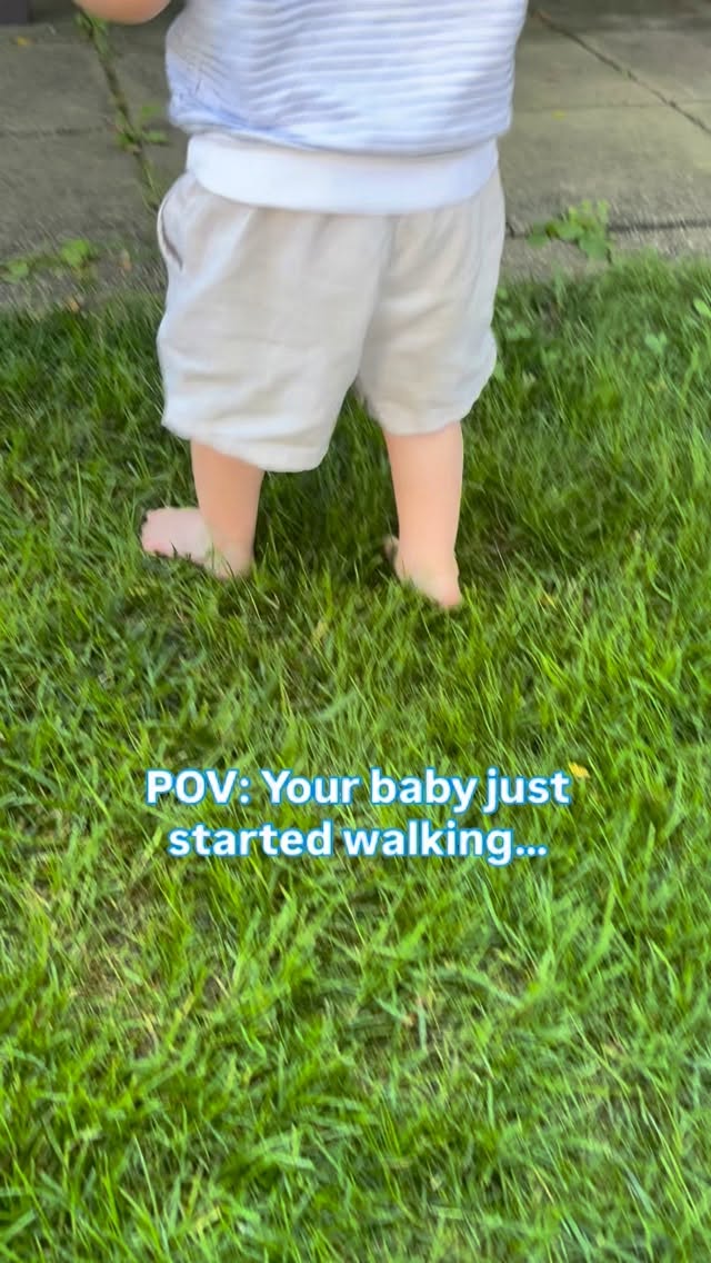 Summer = the BEST time for new walkers ☀️ 👣
Grass, patios, sand, even slightly uneven surfaces all help challenge balance and build strength in ways flat indoor floors just can’t.
And the best part?
You don’t have to do anything fancy- just let them (safely) explore 🙌
Barefoot and a little variety = exactly what their developing bodies need
Save this for your next outdoor play day!
#clevelandmoms #pediatricphysicaltherapy #babywalking #grossmotordevelopment #grossmotorskills