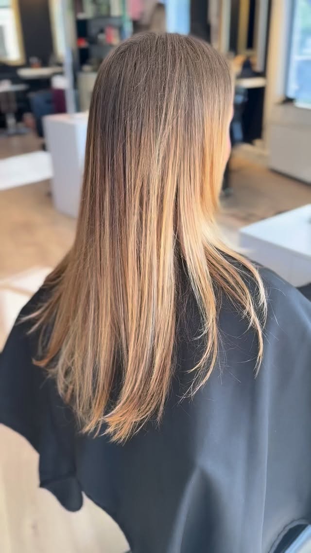 Dream color - bescuit sand 🐚🫧🥥🍪
#dreamhair #haircolor #hairtransformation #hairtrends #hairdresser