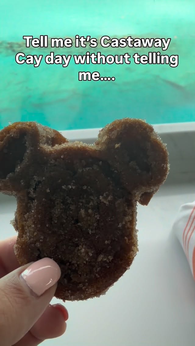 Tell me it’s Castaway Cay without telling me… 🌴✨
Churro Mickey waffles, ocean breeze, and that unreal turquoise water 🤍
This is your sign to stop dreaming and start sailing 🚢💫
Because THIS is what paradise actually looks like
#CastawayCay #DisneyCruiseLine #DisneyMagic #TravelGoals #VacationVibes