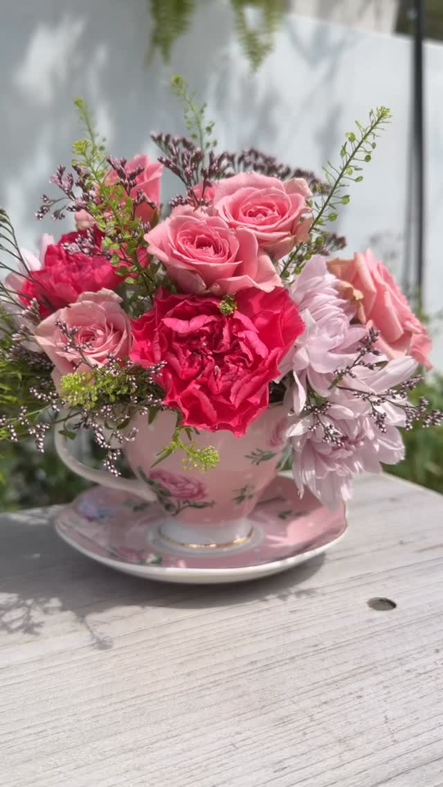 Flower Tea Cups are just the cutest little gift for mom this Mother’s Day