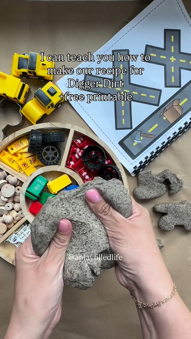 Follow for more sensory set-ups and comment DIGGER for the full recipe + free a-z phonics mats.
My kids and I created this recipe about 8 years ago and it has been on heavy rotation ever since. It had amazing texture and is perfect for bugs, diggers or Dino’s to stomp and drive around in!