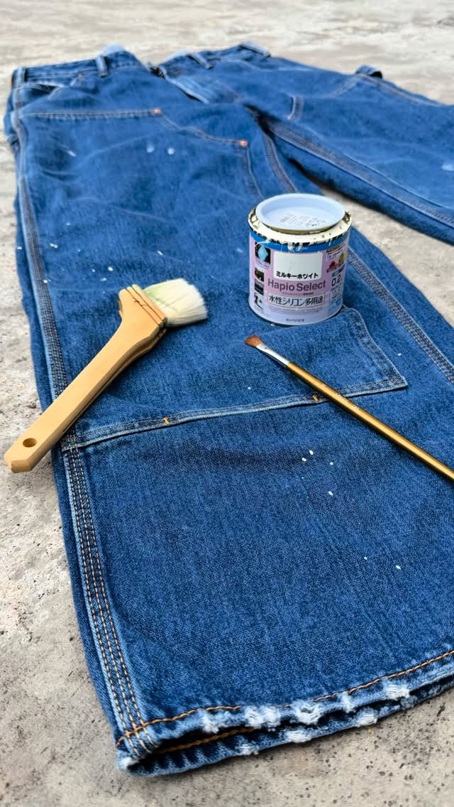 Destroyed or designed?
Where do you draw the line?
#madeinjapan #denimfactory #japanesedenim