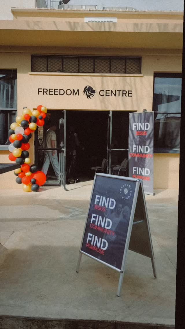 Jesus is King 👑
Whatever you’re facing today, may this truth encourage your soul!
#churchinlimassol #churchincyprus #cypruschurch #freedomchurch #jesusisking
🎥 @ancaclivetphotography