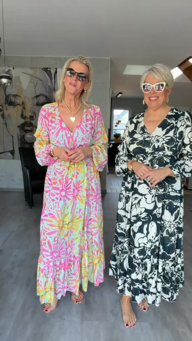 ✨ NEW IN & einfach mal was anderes ✨
Manchmal braucht es gar nicht viel… nur die richtigen Pieces 😍
Und genau die haben wir heute für euch!
👗 Zwei mega neue Kleider, die einfach sitzen & direkt gute Laune machen
🧶 Dazu wunderschöne Sommer-Strickpulis – leicht, stylisch & perfekt zum Kombinieren
💫 Outfits, die nicht nur gut aussehen, sondern sich auch genau so anfühlen
Mix & match, fühl dich wohl und hab einfach Spaß mit deinem Look 💕
👉 Schnapp dir deinen Favoriten jetzt – bevor er weg ist!
🔗 Link in der Bio
#newin #fashioninspo #outfitoftheday #sommerstyle #kleiderliebe #strickliebe #fashionboxx #styleinspiration #ootd #modeonline #shopnow #instastyle #outfitideas #trendylooks