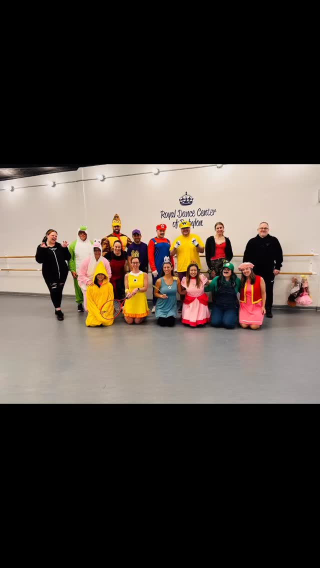 Day 1 of dress rehearsal was a success! 💜👑
#discoverbabylon #VillageofBabylon #LoyalToRoyal #RDCForever #longislanddancestudio discoverlongisland dancestudio