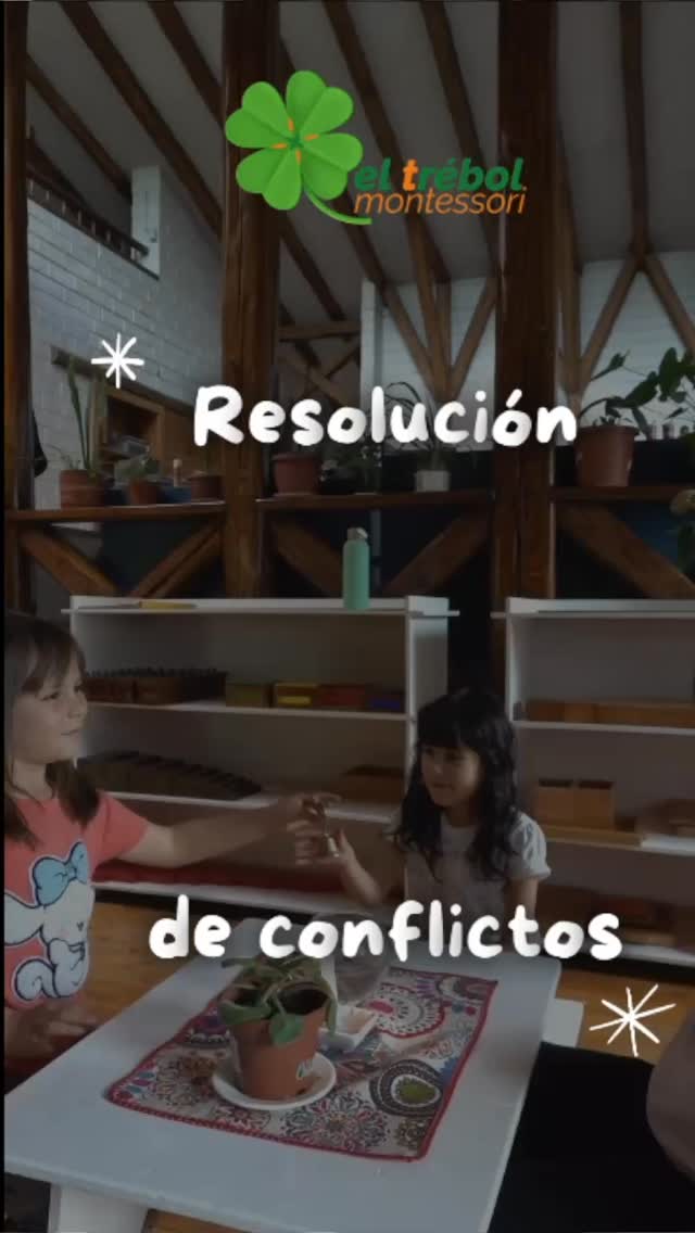 ✨ La verdadera paz no es la ausencia de conflictos, sino la capacidad de gestionarlos desde la empatía, la tolerancia y la responsabilidad 🍀. El proceso que viven nuestros estudiantes en El Trébol Montessori va mucho más allá de las paredes del colegio . Al aprender a escuchar 👂, a expresar sus necesidades sin dañar al otro 💬💞 y a buscar soluciones justas ⚖️, estamos cimentando las bases de los ciudadanos pacíficos y cooperativos que nuestro mundo necesita urgentemente 🌍💚🍀. Conoce nuestra propuesta educativa basada en la metodología Montessori. Agenda tu cita y visita nuestro blog en la web para leer el artículo completo www.eltrebolmontessori.edu.ec
#ElTrebolMontessori #EducacionConProposito #MontessoriQuito #PazYEmpatia #AprendizajeConAmor QuitoEducacion MontessoriEcuador CiudadanosDelFuturo EducacionIntegral MontessoriLife QuitoConsciente AprenderEnPaz MontessoriLatinoamérica
