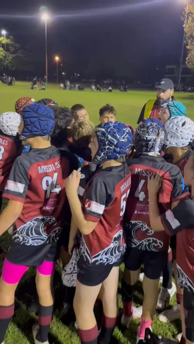 FRIDAY NUGHT ROUND1
U12s: Our U12# played at home yesterday for their first game v Clovelly. They were really excited to be back on the field for the season β₯οΈπ€
Great win for the U12s
MVP: Ollie π₯
Well done team!!