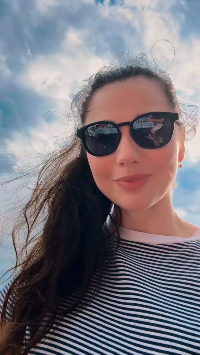 Sometimes it’s not just about the art. It’s about the artist too.
I know you’ve been seeing a lot of my paintings and my studio and the process. But behind all of that there is me. A real person with thoughts, emotions, inspiration and moments outside the canvas.
So here I am a little closer a little more real 🤍
Not just creating but living feeling and sharing this journey with you.
Thank you for being here for the art and for me.
#artistlife #artist #outofartstudio #artistinspiration #artcollector