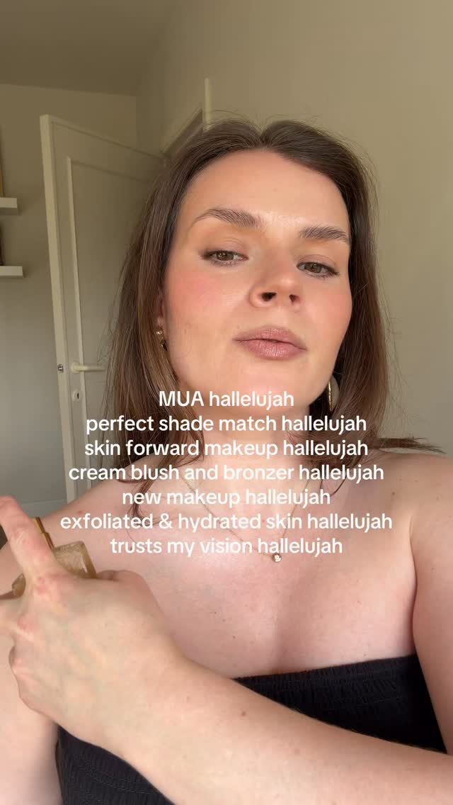 Makeup artist hallelujah
•
•
•
•
Makeup artist belgium - belgian makeup artist - makeup hallelujah
#makeuphallelujah #makeupdos #makeupartistbelgium #belgianmakeupartist