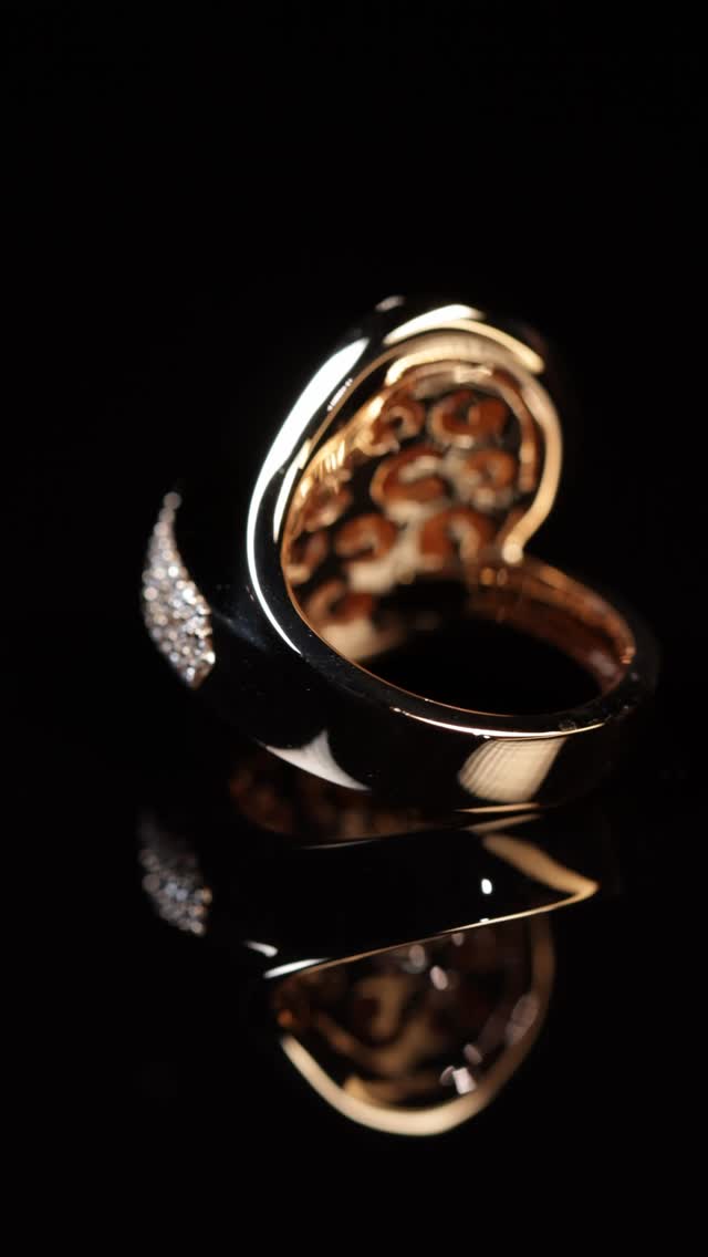 76 diamonds. And yet the gold is what you notice first.
That is not an accident. The polished surface of this ring was worked until it became a mirror, curved, uninterrupted, catching every light source in the room and returning it differently depending on the angle. Most jewellery uses diamonds to create that effect. This ring achieves it with the gold itself, and then adds the diamonds as a second layer of brilliance running beneath the curve, as though the light needed somewhere to land after reflecting off the surface above.
18.8 grams of 18-carat rose gold, shaped into a form that rises and folds in a single continuous movement. 76 brilliant-cut diamonds in F-VS totalling 1.00 carat are set along the lower panel in three precise rows, not to dominate the piece but to complete it. The warm tone of the rose gold pulls the colour of the diamonds toward it, making the boundary between stone and metal almost impossible to define.
A ring designed around restraint. Every gram, every stone, every polished millimetre exactly where it needs to be.
By private appointment only.
The BrandZ — A Luxury Experience.
#thebrandz