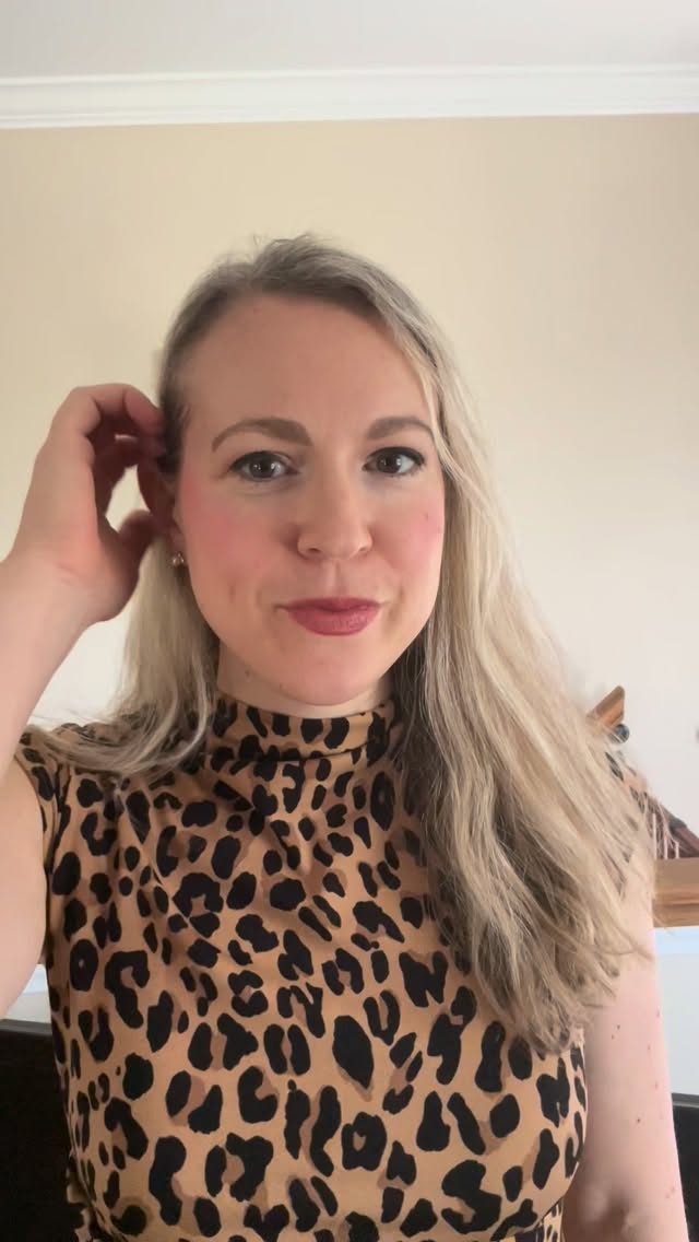 A little hello from me to you 💛
I share yoga, Ayurveda and self-care practices to help life feel a little more steady, spacious and supported in the middle of everything you’re already juggling.
My hope is that this space feels like a place to come back to when you need a reset or a reminder that small things do matter.
I’d love to learn more about you — feel free to say hi.
#YogaTeachers #YogaTeachersOfInstagram #SelfCareRoutines #DailyRituals #AyurvedicLifestyle