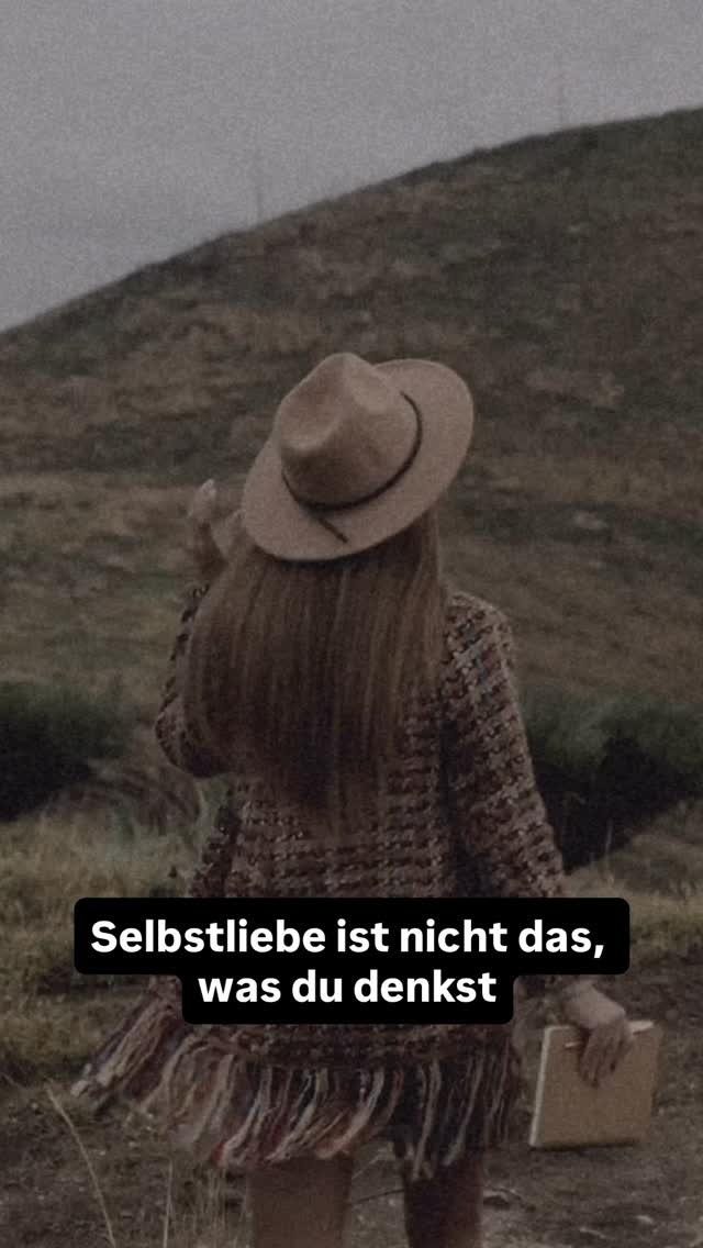 Wenn Selbstliebe für dich schwer ist, bist du nicht falsch.
Oft hast du nur früh etwas anderes gelernt.
🌿 Ich muss leisten
🌿 Ich muss gefallen
🌿 Ich darf keine Fehler machen
Selbstliebe beginnt nicht mit Perfektion.
Sondern mit einer neuen Beziehung mit dir selbst.
🌿 Schritt für Schritt lernbar!
Welche Erfahrungen hast du mit Selbstliebe gemacht und wie geht’s dir damit gerade? 💭
Du kannst lernen anders mit dir umzugehen- Link in Bio ✨#selbstwert #selbstliebelernen #inneresicherheit #selbstzweifel #psychologie