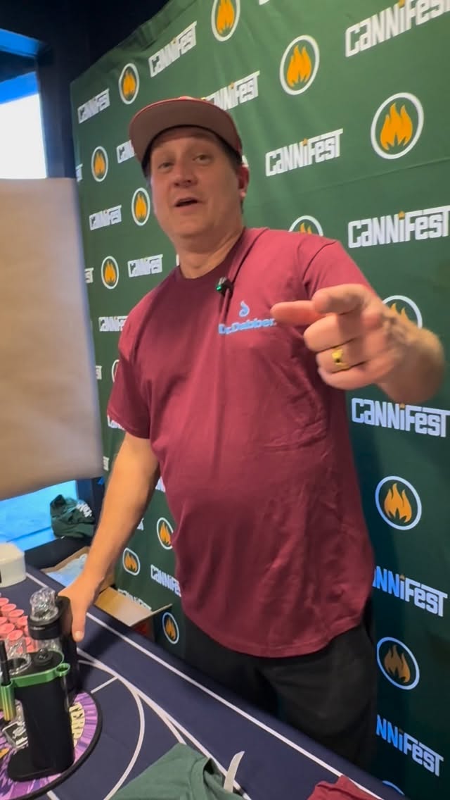 A HUGE thank you to @drdabber! The best in the business, and their support makes events like these happen. 💨💚