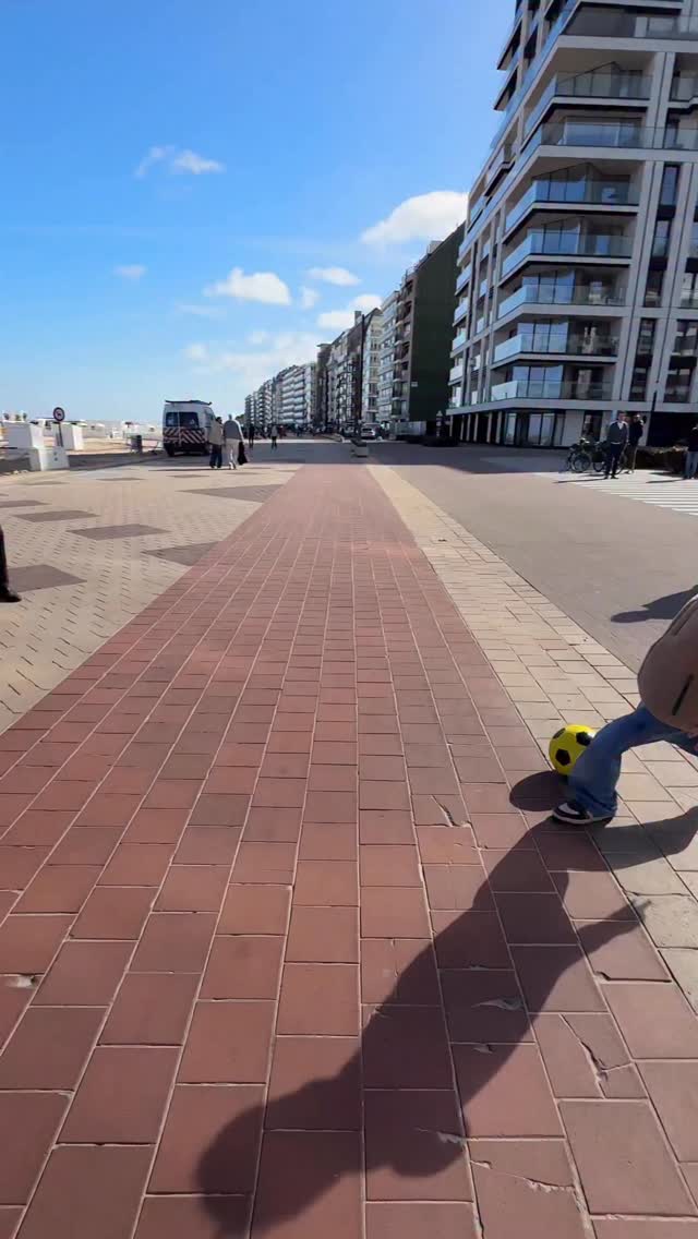 A lot of tickets were scored today. Grab yours now.
PS: nobody was harmed in the making of this video ๐
GALA VAN DE GOUDEN BIRKENSTOCK 2026
MAY 16 - STRAND CASINO KNOKKE
@napoleon.score
#knokke #gala #goal #football #napoleon