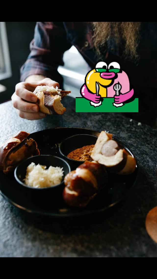 #Repost @hydebrewing
Experience the hearty flavor of classic sausages paired with tangy mustard and sauerkraut. 🌟 #HydeBrewing #AlpharettaEats #BreweryExperience #SausageLovers