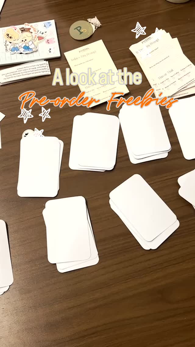 I had so much fun making these freebies — selecting the photos for each member and making the bookmark at the last moment. I am super late in posting this again ( a month late ) but here it is ✨ at this point im not even going to say that im trying but im just happy to be showing up. Also extremely grateful to the people who have been constantly supporting me and this journey 🫶🏻
Since everyone loved the bookmark so much, i decided to keep it as the permanent freebie with the stray kids solid perfume order✨
#selfcare #selflove #straykids #perfume #straykidsallaroundtheworld