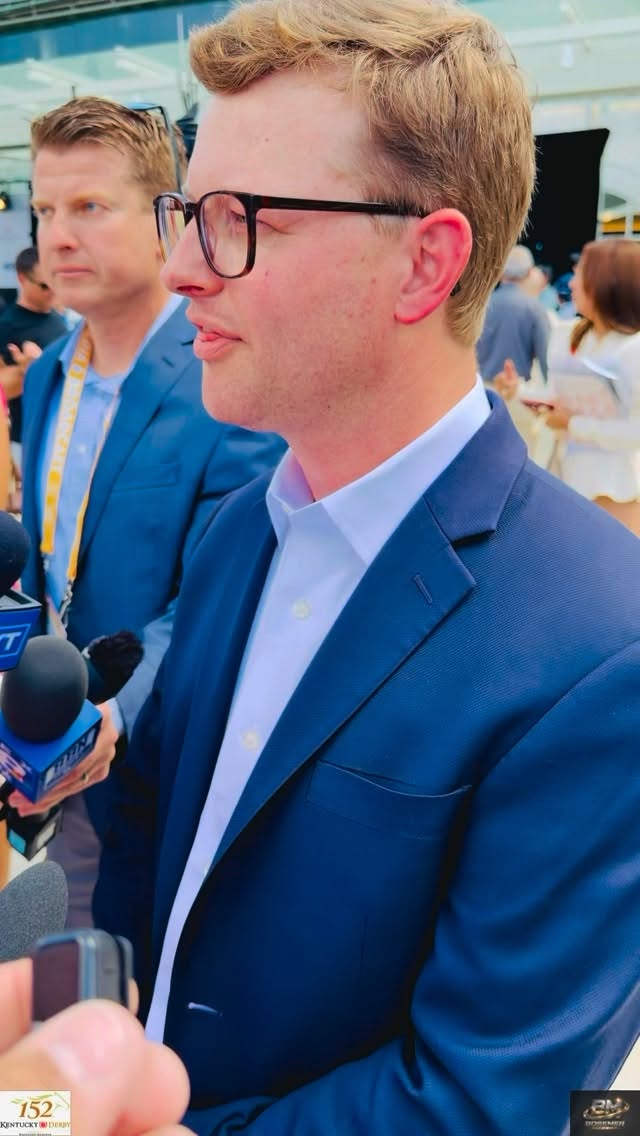 Earlier today at the post draw show of the @kentuckyderby , @rtmott17 of @mottracing spoke with the media.
Here he talks about how the outside post position for Alvis isn’t ideal but manageable, as the horse has shown he can overcome adversity & navigate through traffic.
He also explains that his team’s strategy remains focused on getting a good break from the gate & securing early position for a clear trip, and so much more.
🐎 🌹 #gobaby
#kentuckyderby #churchilldowns