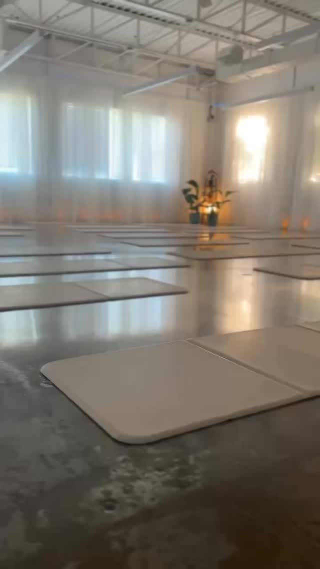 What would it feel like to have unlimited access to your practice?
To choose Pilates one day, Yoga the next, Sculpt when you need energy, and Sound when you need stillness... this summer, we’re making that possible! Purchase our Unlimited Group Class Membership, valid from May 15th – August 15th so you can lock in and prioritize YOU all summer long.
+ check out our special discount for Students & Teachers. Book via the link in our bio and DM us with questions!