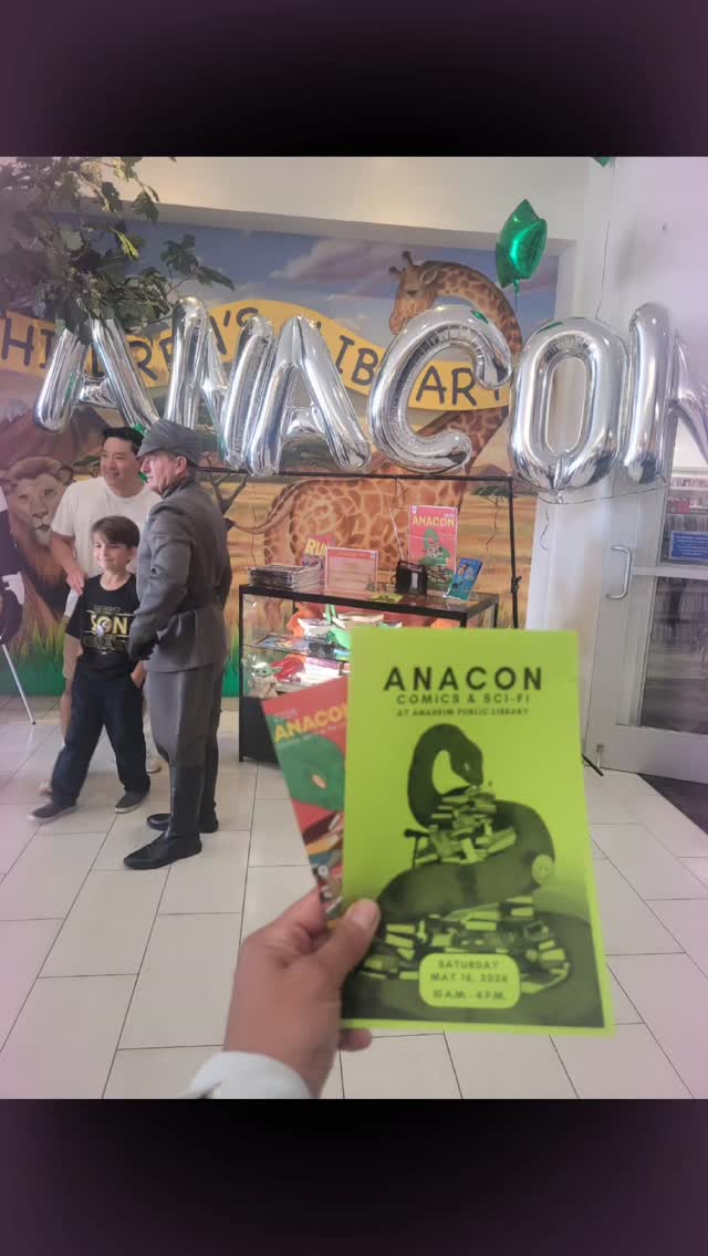 Huge hugs & thanks to our Anaheim librarians for hosting AnaCon, a local & superfun comics, graphic novels, fantasy, sci-fi, and bookish festival 🤗✨️🔮⚡️🧚🏽♀️🌟🧞♀️💫👽
#communityfun
#librarylife
#alwaysreading
#libraryfriends
#booksbringpeopletogether