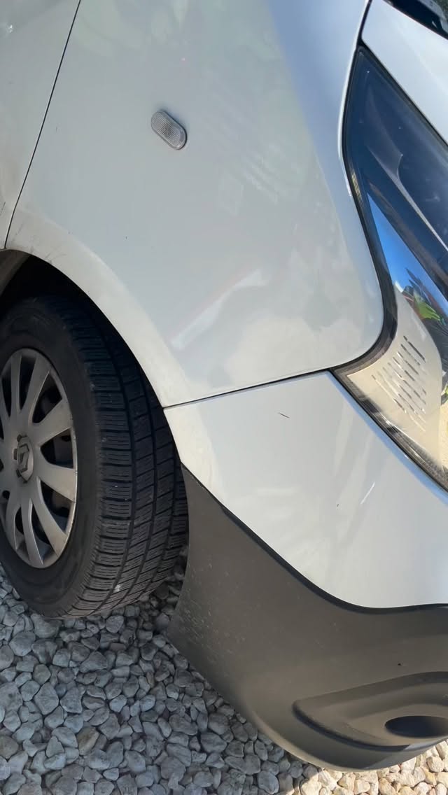 L’image de votre entreprise sous son meilleur jour! Faites ce qu’il faut pour présenté tous les bons aspects de votre société 💪 #realcreator #lavageauto #detailing #avantapres