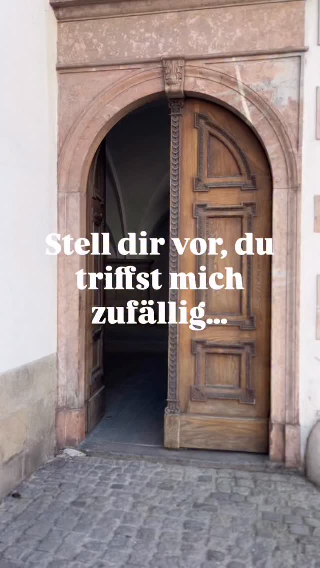 🩷 Du dachtest, die Wechseljahre sind das Ende von irgendwas?
Ich auch. Früher.
🧡 Heute weiß ich:
Sie sind der Anfang von etwas, das dir niemand erklärt hat.
✨ Mehr Klarheit
✨ Mehr Selbstbestimmung
✨ Weniger „ich sollte“ – mehr „ich will“
🎧 MENOMIO - der Podcast für glückliche Wechseljahre ist für Frauen, die spüren, dass da noch mehr geht –
auch (oder gerade) jetzt.
Wenn du neugierig bist, bleib hier.
Das hier ist anders als das, was du bisher gehört hast.
👉 Folge mir für ehrlichen Realtalk und umfassende Aufklärung über die Wechseljahre.