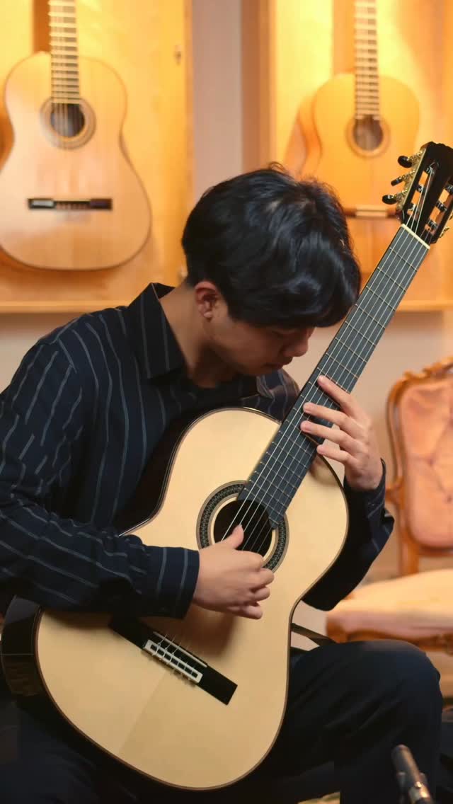 We are very pleased to announce that @bluvenduo 's arrangement of Schubert's Sonata No. 13 in A Major is available for purchase on musicurate.com. Thank you @musicurate!
Incidentally, Bluvenduo's concert at @siccasguitars was published a couple hours ago - be sure to check it out!
Check out our bio for direct links.