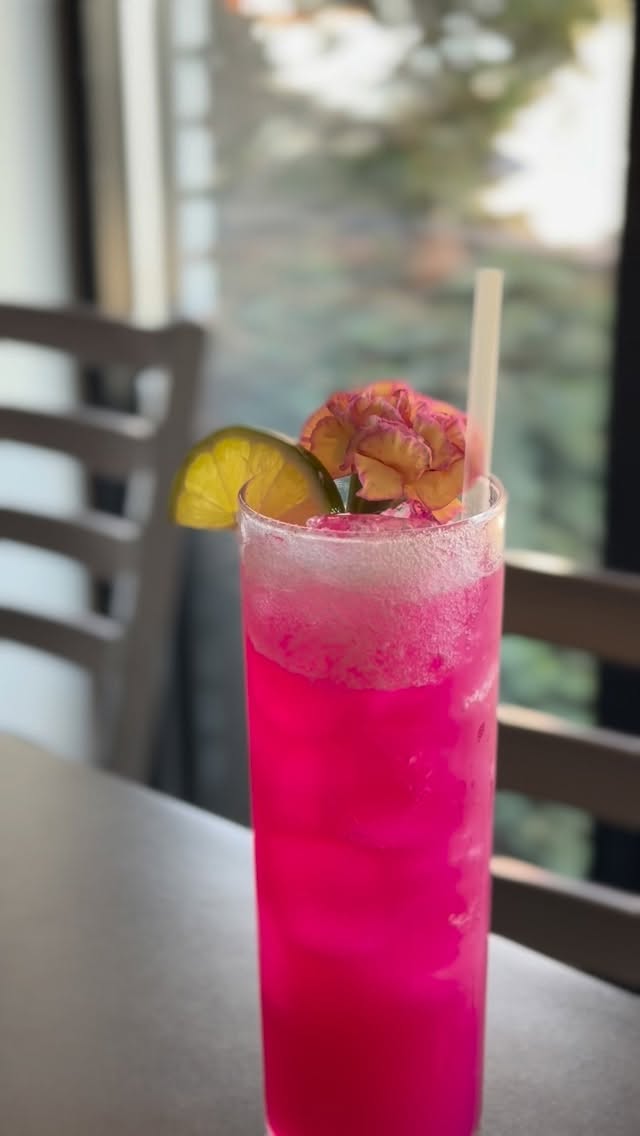 Spring mood loading…. 💅🏼
#cookneedham #craftcocktails #springcocktails #bostonarea #needhamma