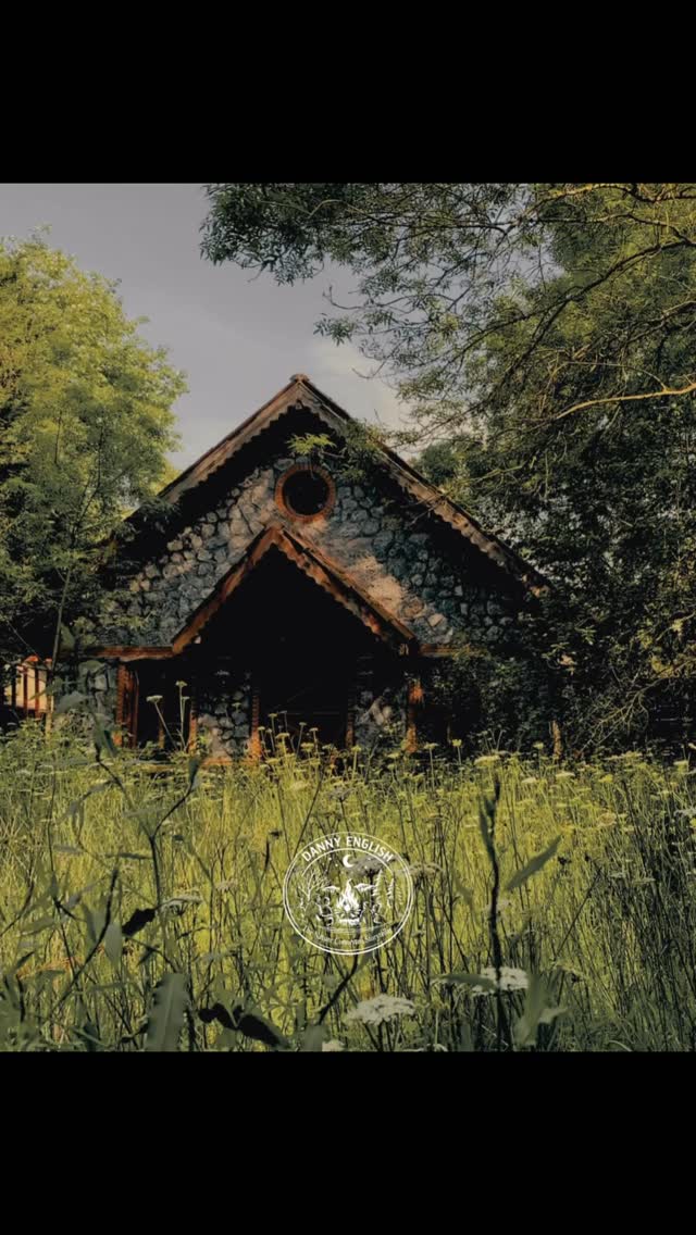For those who enjoy the visual nature of story…
I’ve created a short film of The Bluebell Bargain—a gentle weaving of image, atmosphere, and old wisdom.
Some stories ask to be spoken around a fire.
Some ask to be read in stillness.
And some long to bloom through light, movement, and the hush of the woodland.
A tale of choice, mystery, and the quiet truths waiting among the bluebells.
I hope this little film carries you for a moment into the heart of the forest, and leaves something of its magic with you when you return.
#bluebells #storyteller #wildwisdom #naturefolklore #dannyenglishstories
