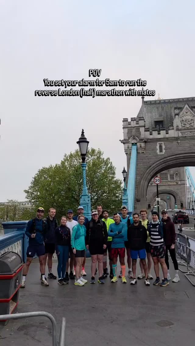 Nice work reverse London (half) marathoners!๐๐ปWhat a way to begin London Marathon day!
.
#londonmarathon #reversehalfmarathon #runlondon #socialrunning #runnershigh