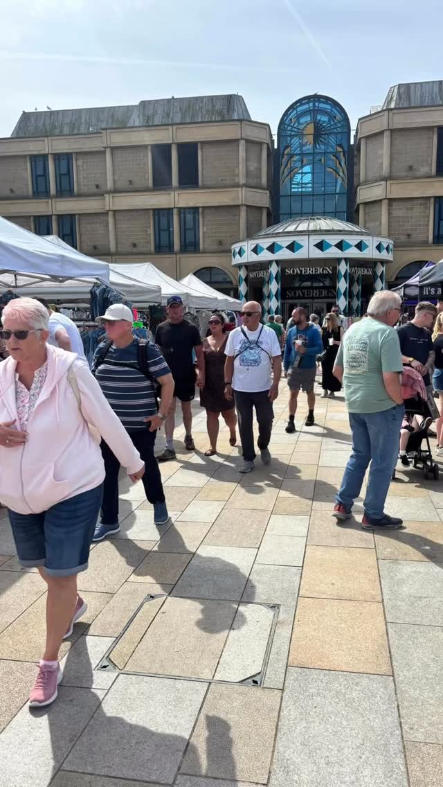 Wow Weston, you were amazing!!
A HUGE thank you to everyone who came along to yesterday’s Weston Independent Market! We all had an absolute blast and hope you did too!
We will be back on The Italian Gardens this Wednesday for our regular weekly market from 10am - 3pm, but wanted to say how grateful we are for your continued support. 🙏
Weston is a wonderful place to visit with so many great things to do, and we are so pleased to be a small part of this great community. 🙌
#thankyou #weston #somersetmarkets #yourtownyourmarket