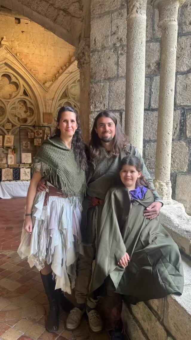 Ce week-end, nous exposons dans un magnifique lieu : le cloître de Saint Emilie !
Un premier évènement organisé par @feerisia33🧚♀️