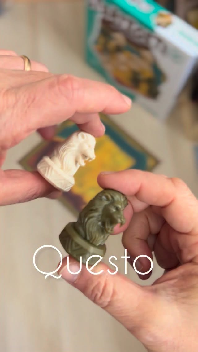 Regalate un viaggio nel #serengeti ai vostri pomeriggi! Questo è un gioco da tavolo davvero selvaggio 🦁🦁
👉 Link In Bio 👈 se vuoi trovarlo in Bottega.
#magoriumgiocattoli #giocattoli #giochidatavolo #giochidisocietà
-
@proludis.giocattoli e @flexiqgames