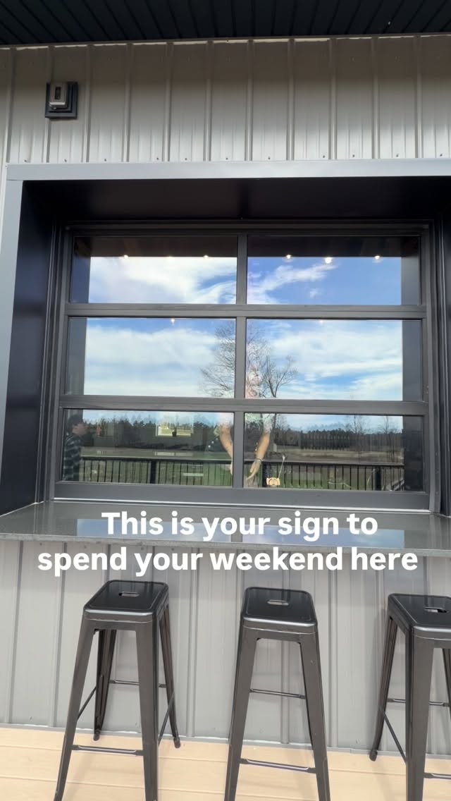 Sunshine, vineyard views, and a fresh pour 🍷
There’s just something about opening the doors and letting the weekend in.
Join us for wine, fresh air, and your new favorite view.
Open everyday at 11am— see you at the bar ✨
#flaghill #deckseason #tastingroom #winery #distillery